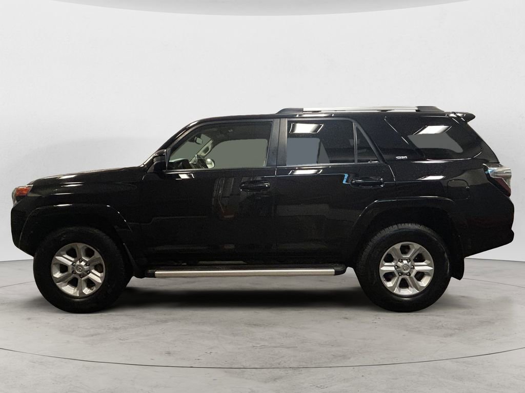 Used 2021 Toyota 4Runner SR5 image 2