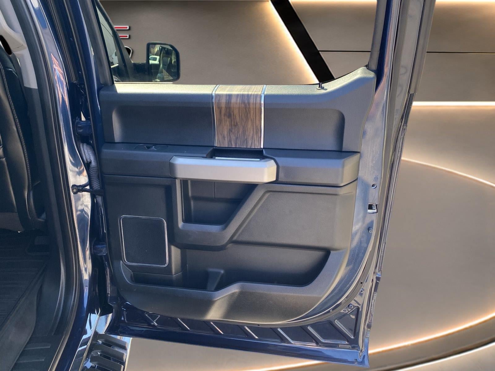 Used 2019 Ford F150 Lariat w/ Equipment Group 502A Luxury AWD/4WD image 29