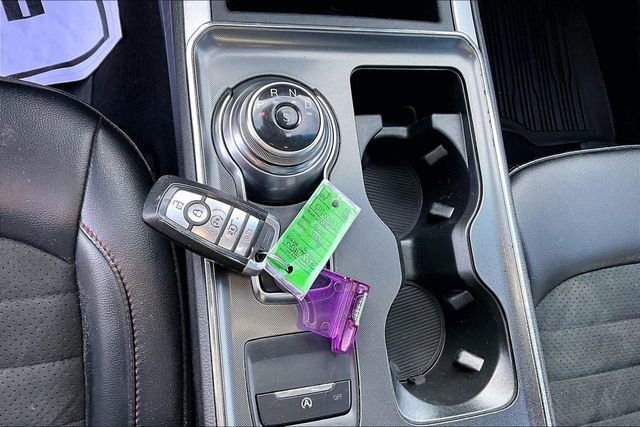 Used 2022 Ford Edge ST-Line w/ Class II Trailer Tow Package image 18