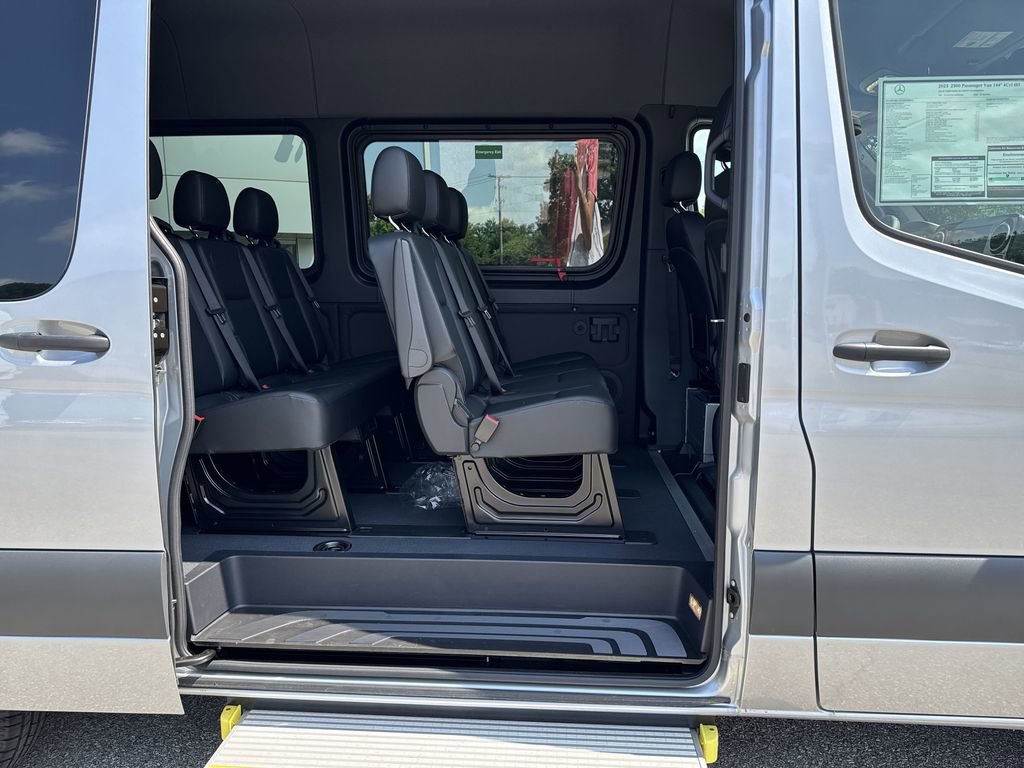 New 2025 Mercedes-Benz Sprinter 2500 image 10