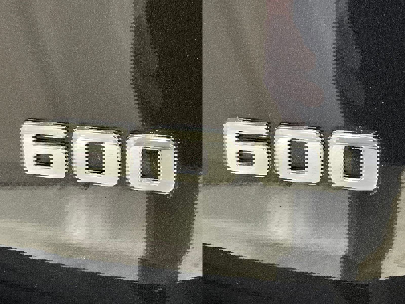 Used 2023 Cadillac Escalade Premium Luxury w/ Performance Package AWD/4WD image 9