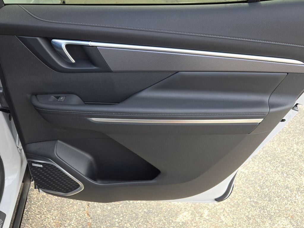 New 2025 Buick Enclave Sport Touring w/ Super Cruise Package image 10