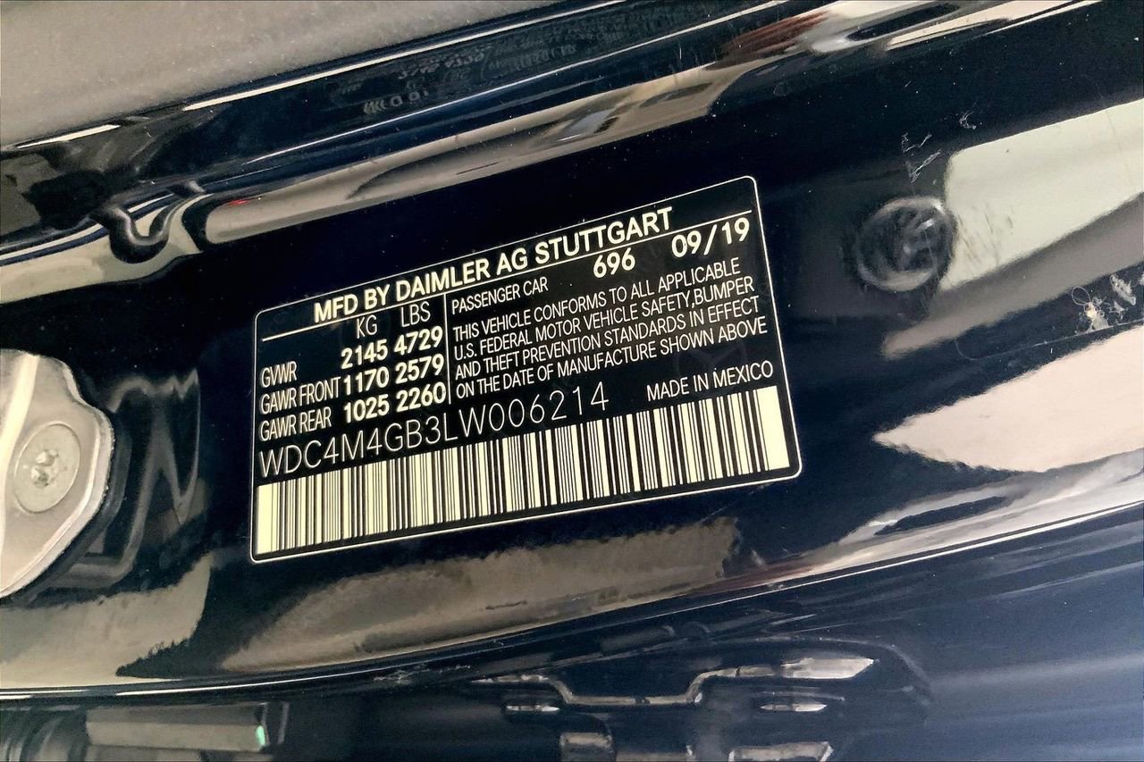 Used 2020 Mercedes-Benz GLB 250 w/ Premium Package image 33