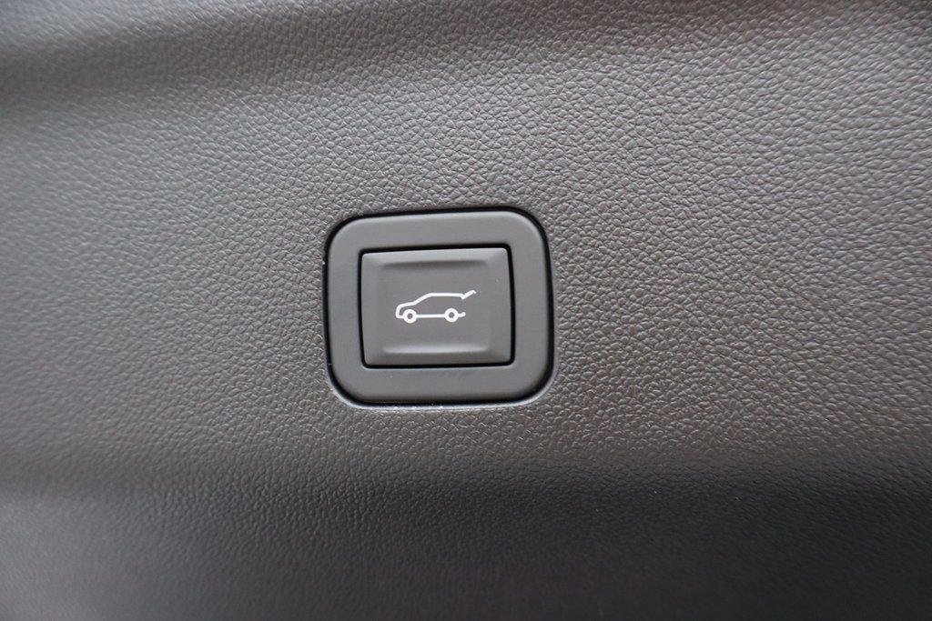 New 2026 Chevrolet Suburban Premier AWD/4WD image 31