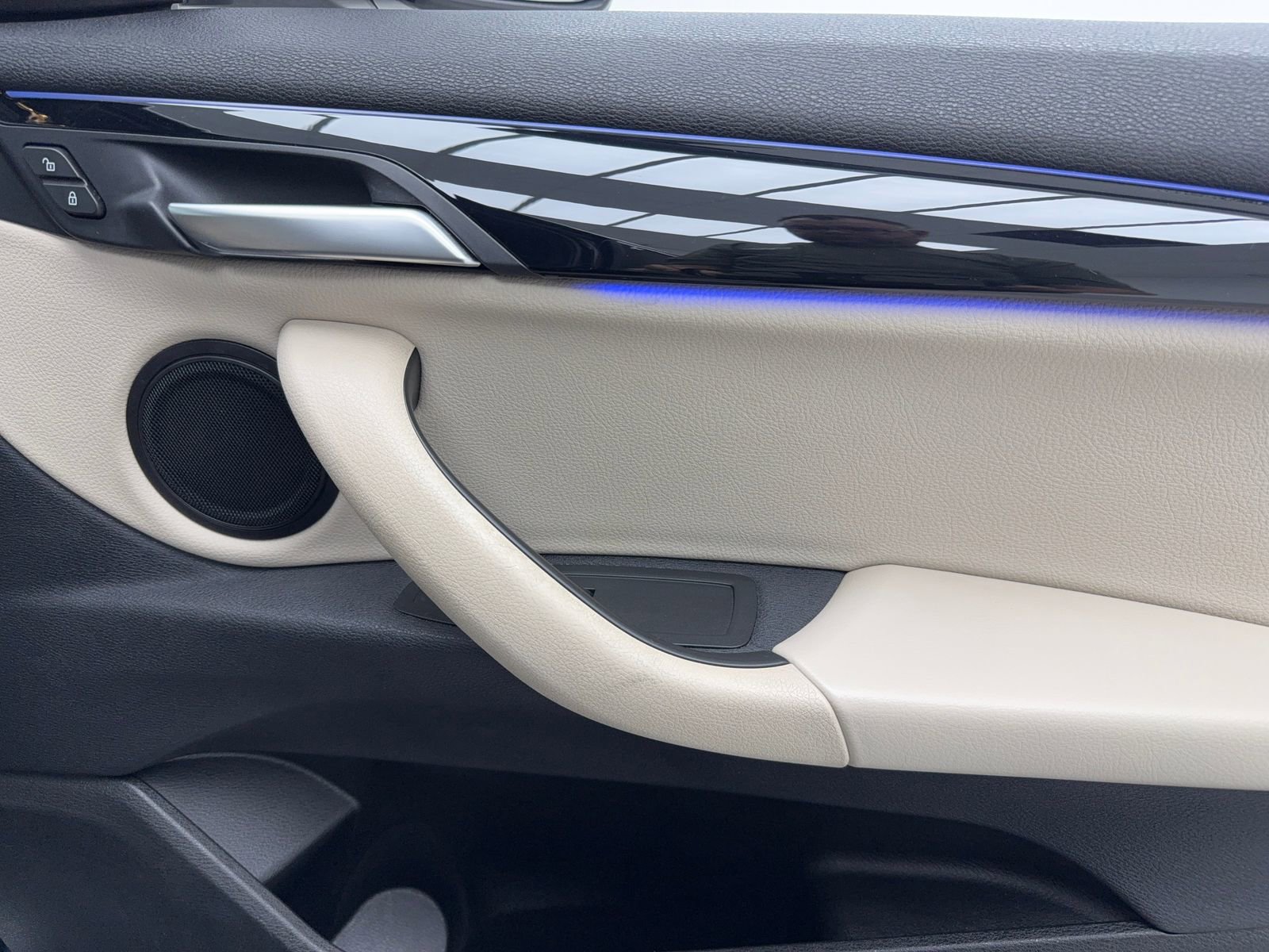 Used 2018 BMW X2 sDrive28i image 41