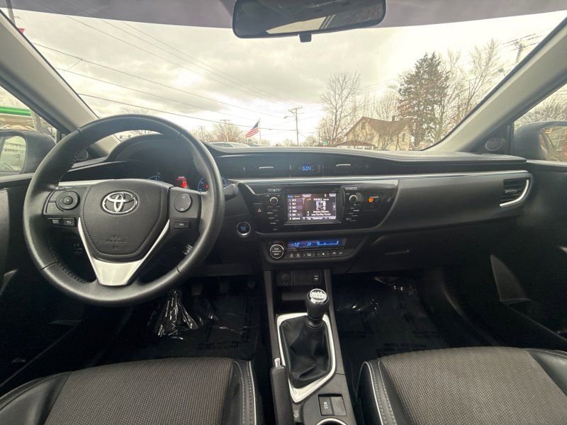 Used 2016 Toyota Corolla S FWD image 21