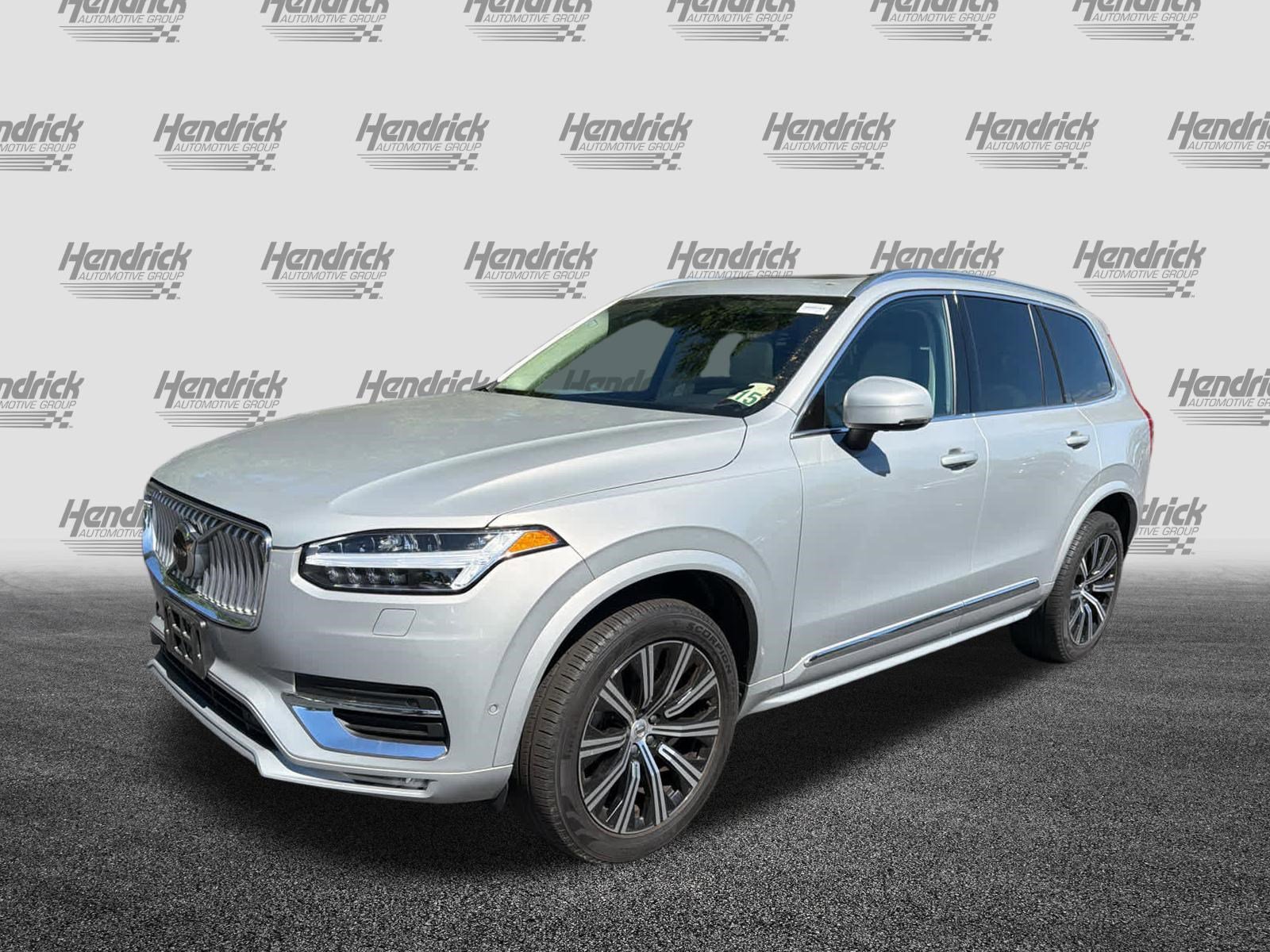 Used 2023 Volvo XC90 B6 Plus w/ Protection Package AWD/4WD image 7