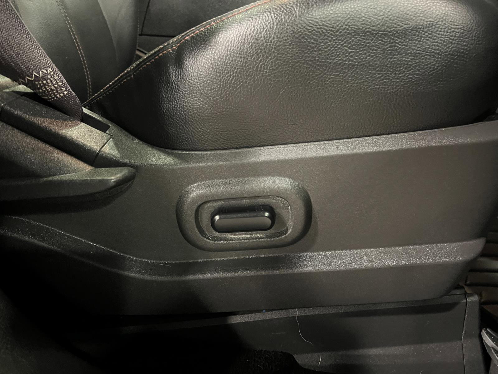 Used 2014 Ford Edge SEL w/ Equipment Group 205A image 40