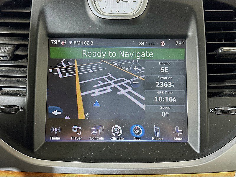 Used 2012 Chrysler 300 Limited w/ Luxury Group image 16