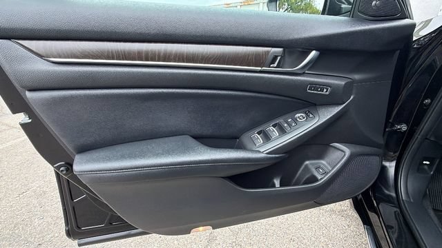 Used 2018 Honda Accord EX-L image 19