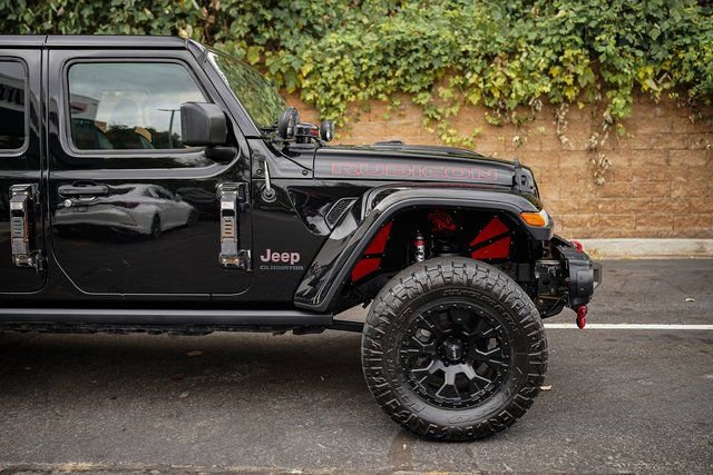 Used 2020 Jeep Gladiator Rubicon image 11