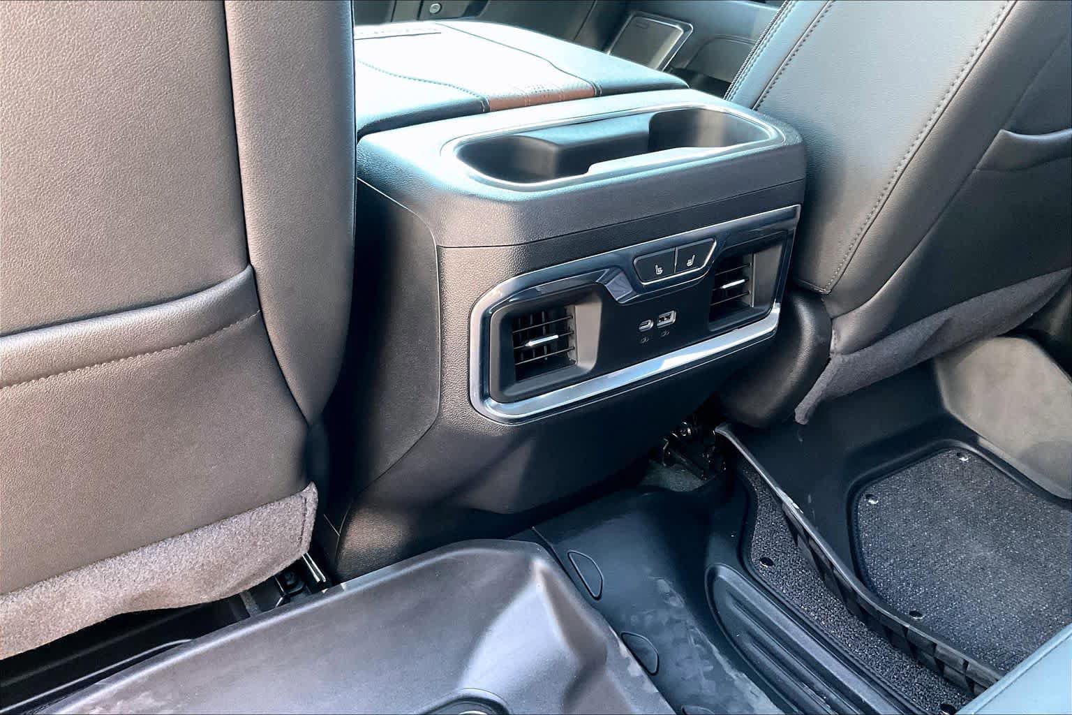 Certified 2025 Chevrolet Silverado 2500 High Country w/ High Country Premium Package AWD/4WD image 33