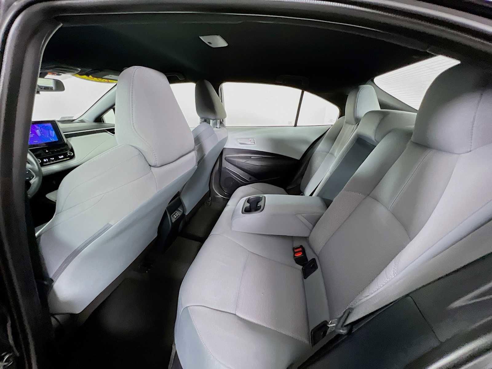 Used 2024 Toyota Corolla SE image 24