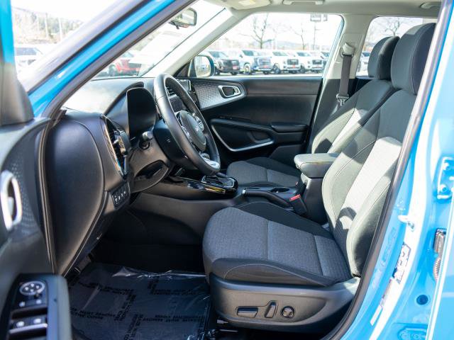 Certified 2023 Kia Soul EX image 11