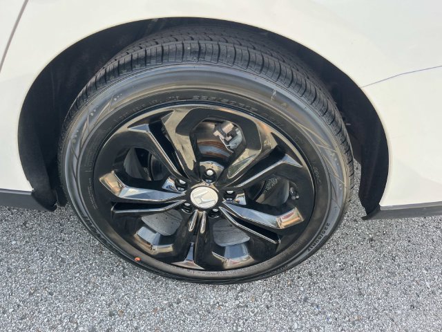 Used 2024 Honda Accord LX image 11