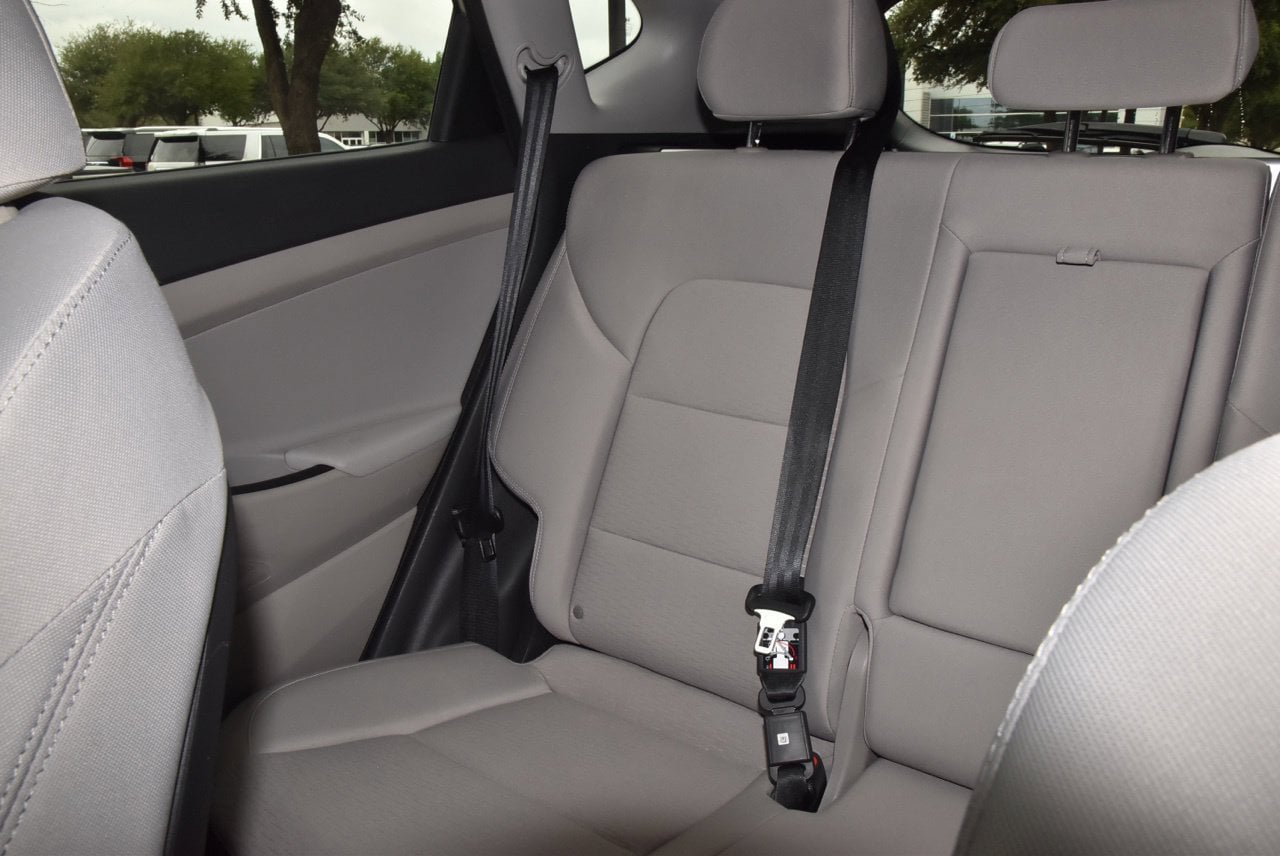 Used 2019 Hyundai Tucson Sport FWD image 19