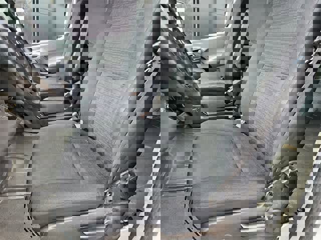 Used 2015 Mercedes-Benz Sprinter 2500 image 13