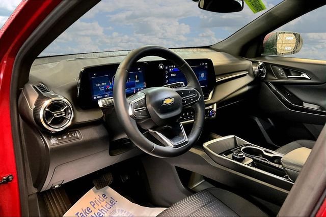 Certified 2026 Chevrolet Equinox LT AWD/4WD image 17