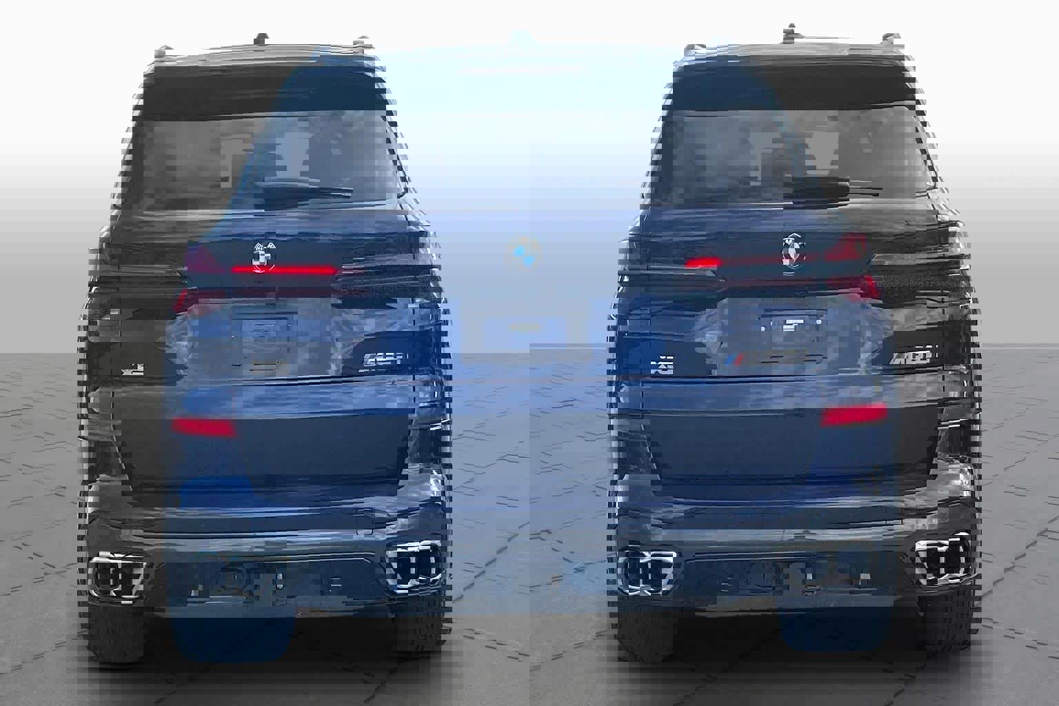 Certified 2024 BMW X5 M60i w/ Executive Package AWD/4WD image 4