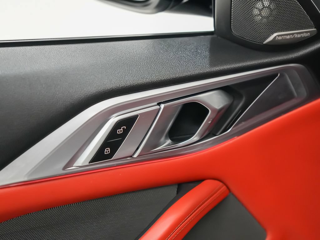 Used 2022 BMW M4 Coupe w/ M Carbon Exterior Package RWD image 19