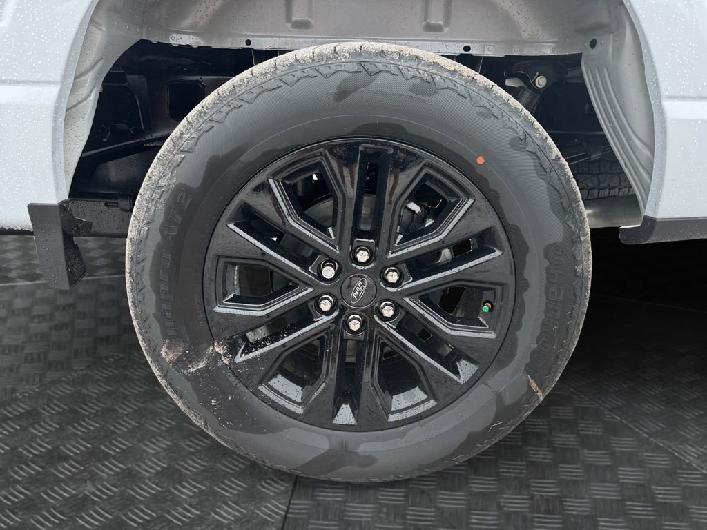 New 2025 Ford F150 Lariat w/ Equipment Group 501A Mid image 17