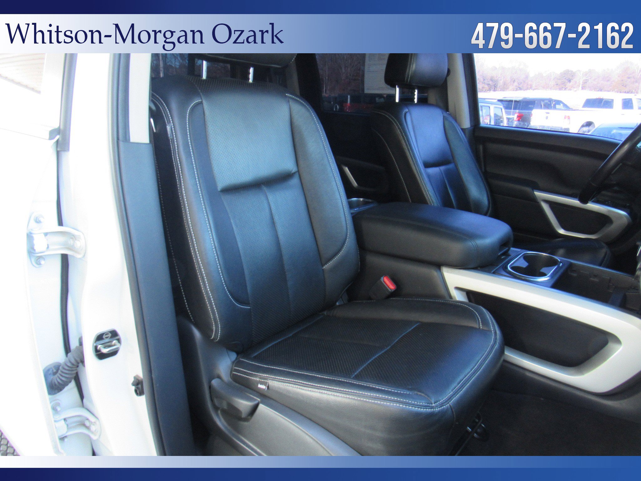 Used 2018 Nissan Titan SV w/ SV Convenience Package image 26