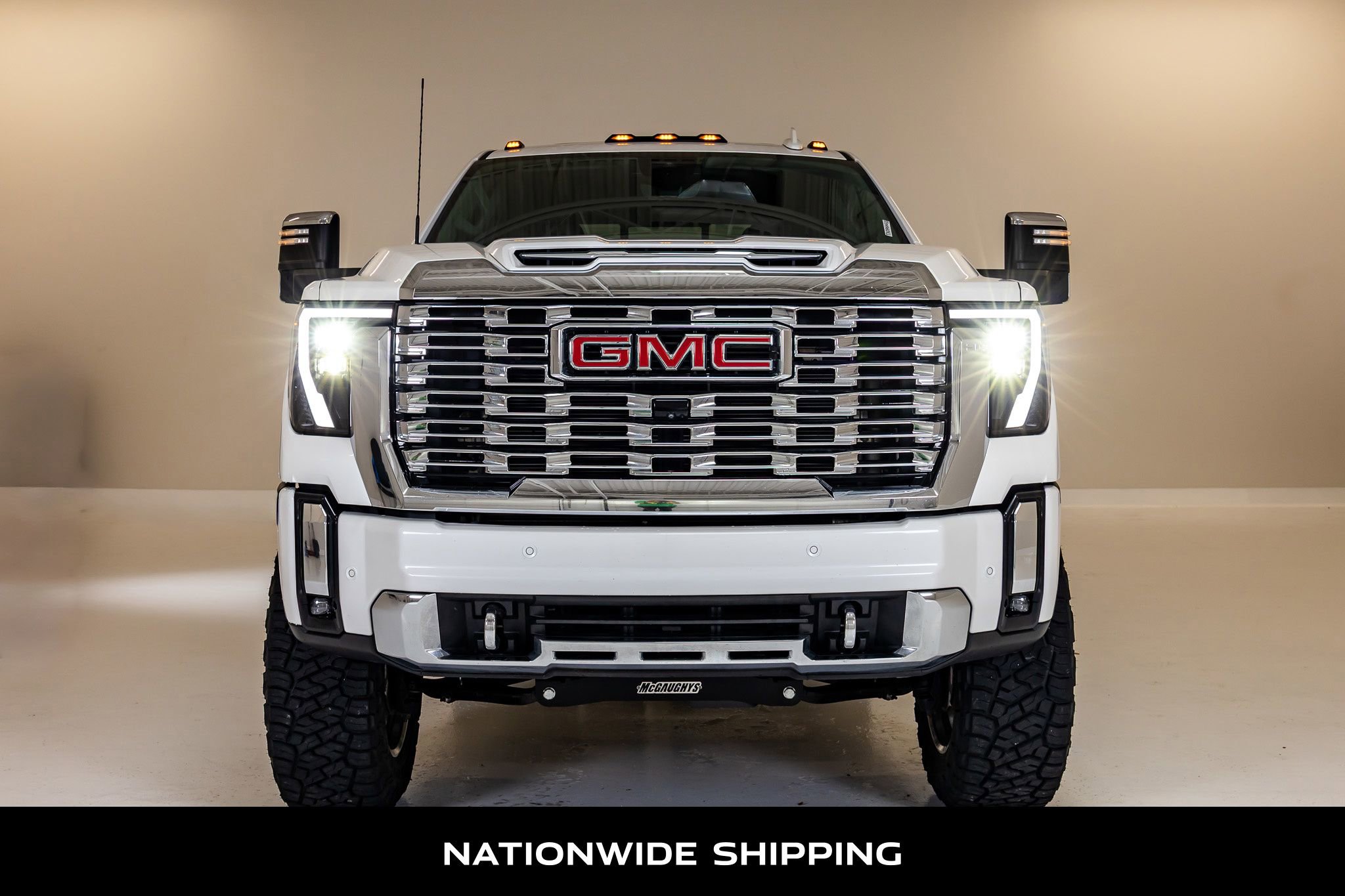 Used 2024 GMC Sierra 2500 Denali w/ Denali Reserve Package AWD/4WD image 4