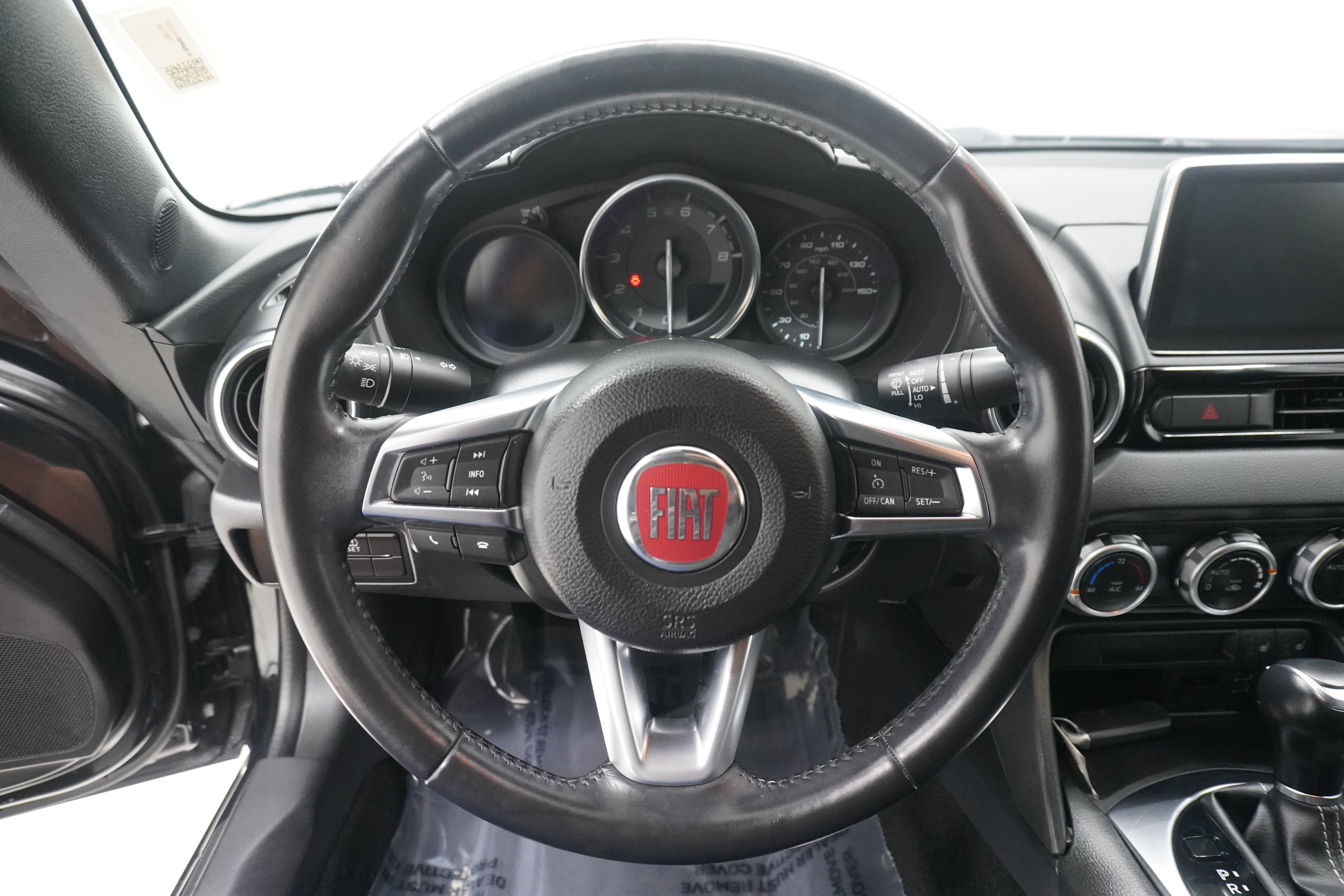 Used 2020 FIAT 124 Spider Lusso w/ Convenience Group RWD image 17
