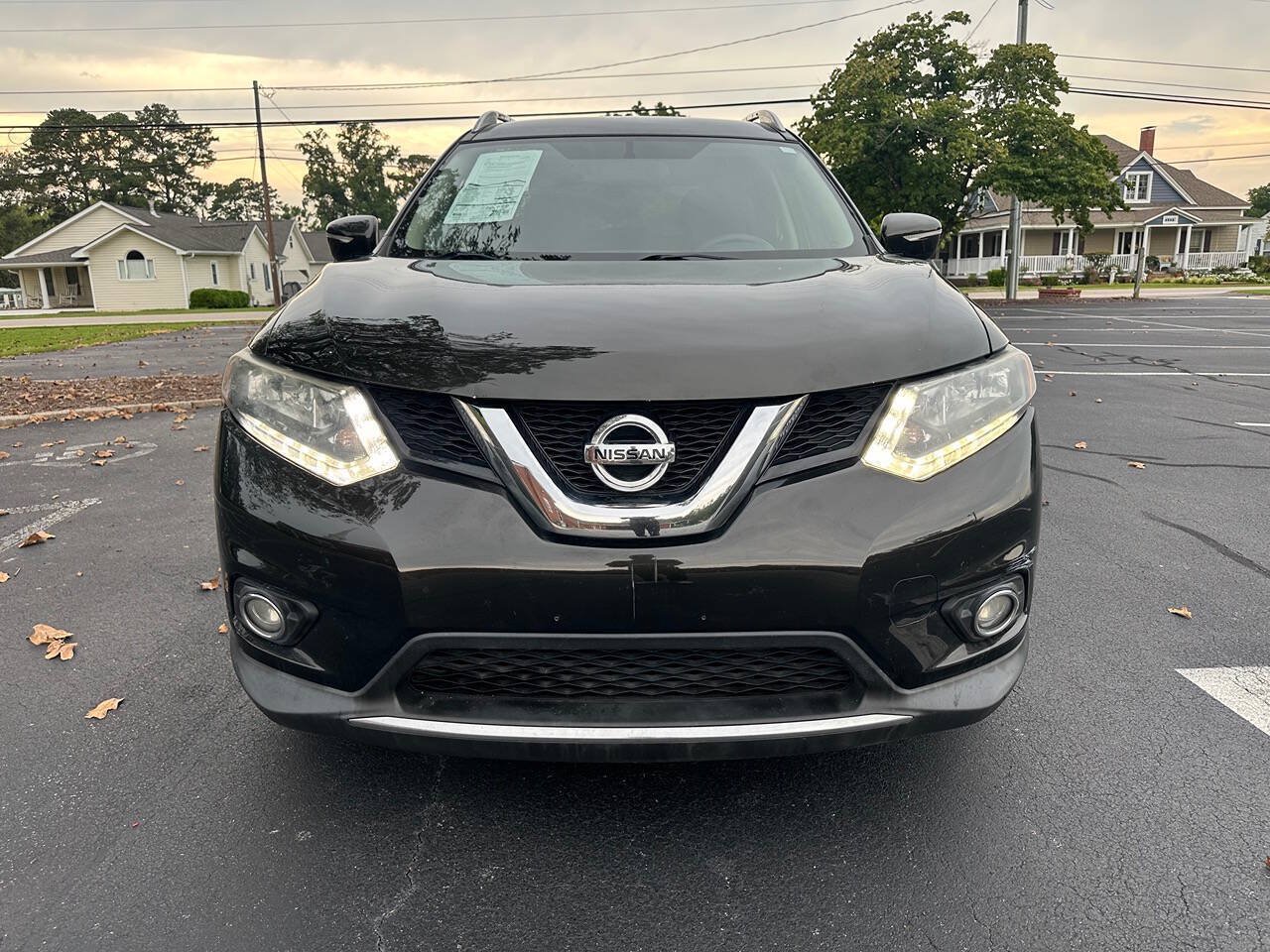 Used 2015 Nissan Rogue SV FWD image 3