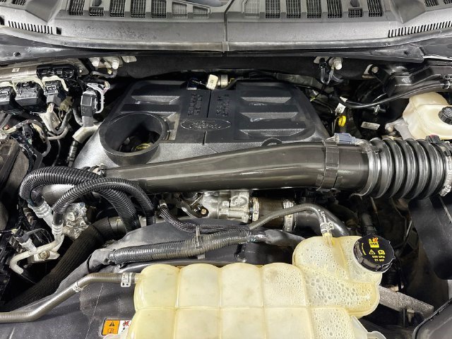 Used 2018 Ford F150 Platinum w/ Technology Package AWD/4WD image 38