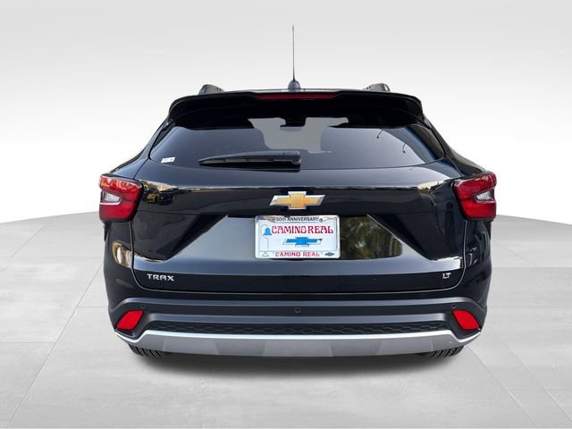 Certified 2025 Chevrolet Trax LT w/ Driver Confidence Package FWD image 4