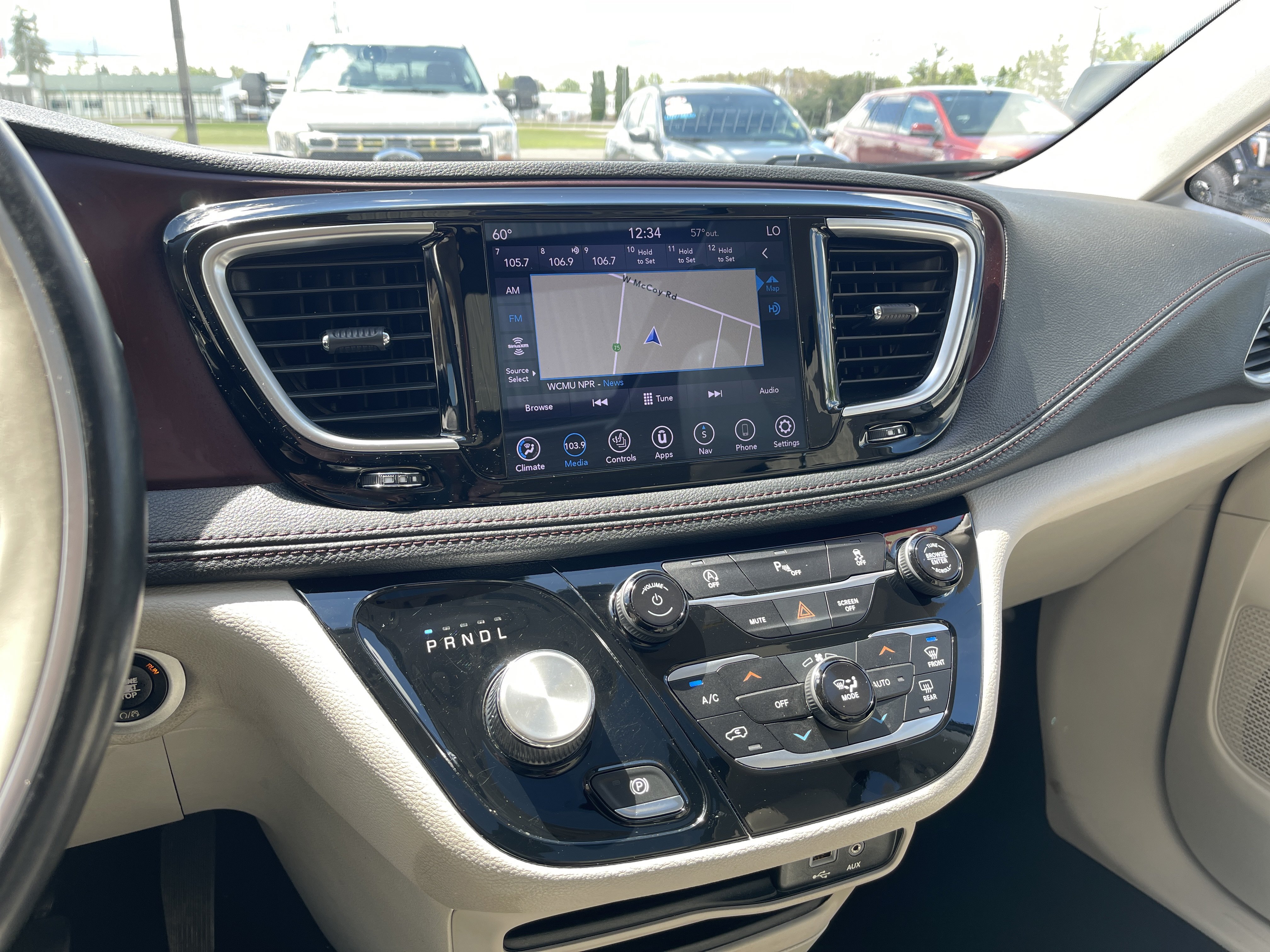 Used 2020 Chrysler Pacifica Limited FWD image 20