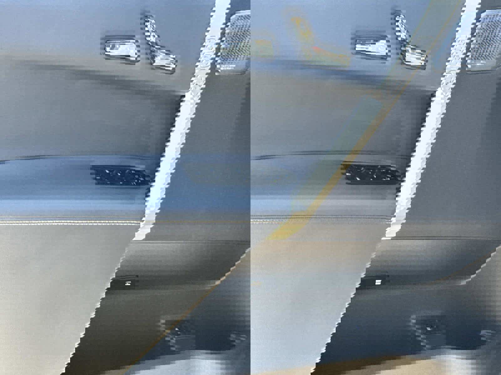 Certified 2023 BMW iX M60 w/ Executive Package image 27