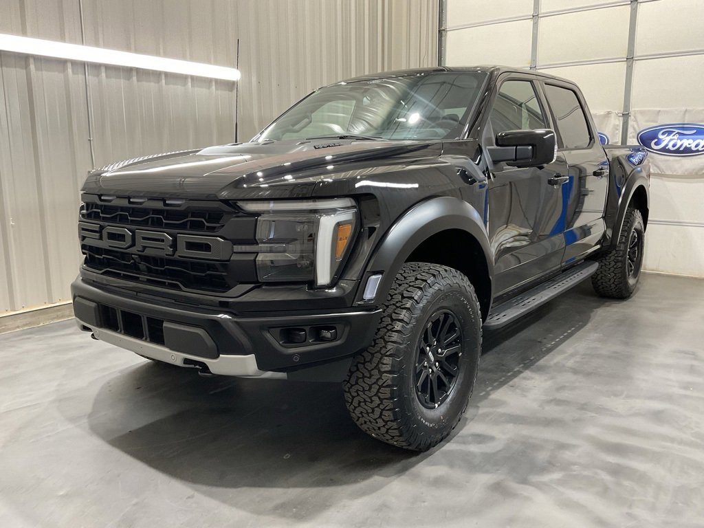 Used 2025 Ford F150 Raptor image 3