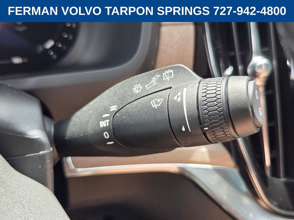 New 2026 Volvo XC90 B6 Plus w/ Protection Package Premier image 31