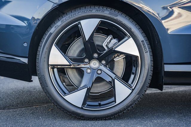 New 2025 Volvo EX90 Ultra w/ Protection Package Premier image 15