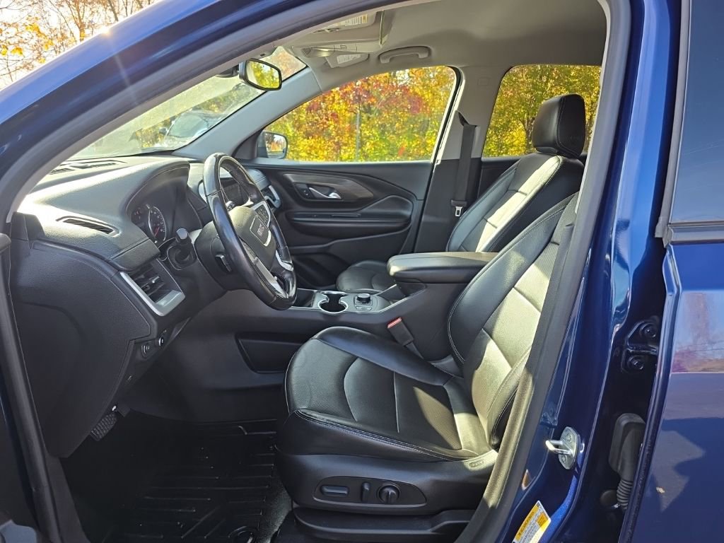 Used 2022 GMC Terrain SLT image 18