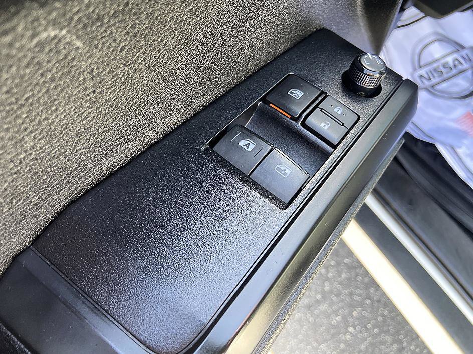 Used 2022 Toyota Tacoma SR w/ SX Package RWD image 10
