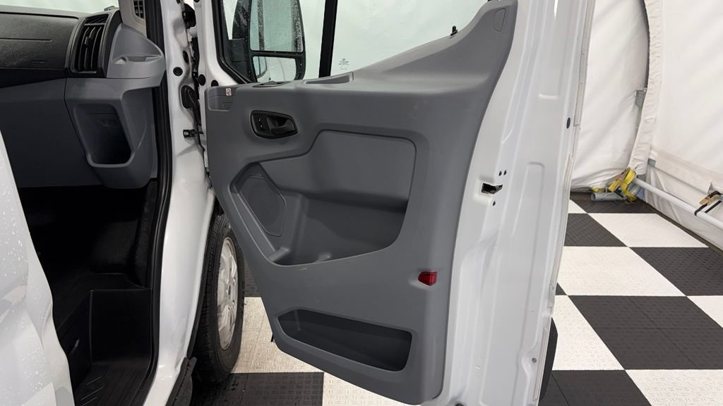Used 2019 Ford Transit 350 XLT RWD image 20