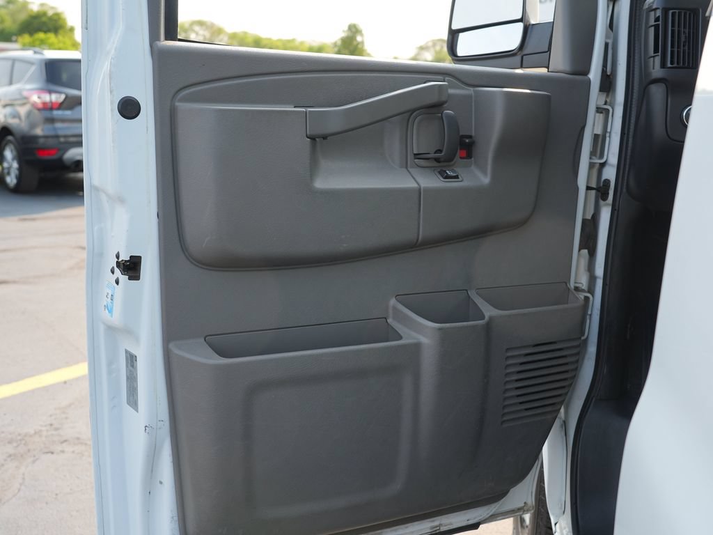 Used 2018 Chevrolet Express 3500 LT w/ LT Preferred Equipment Group RWD image 14