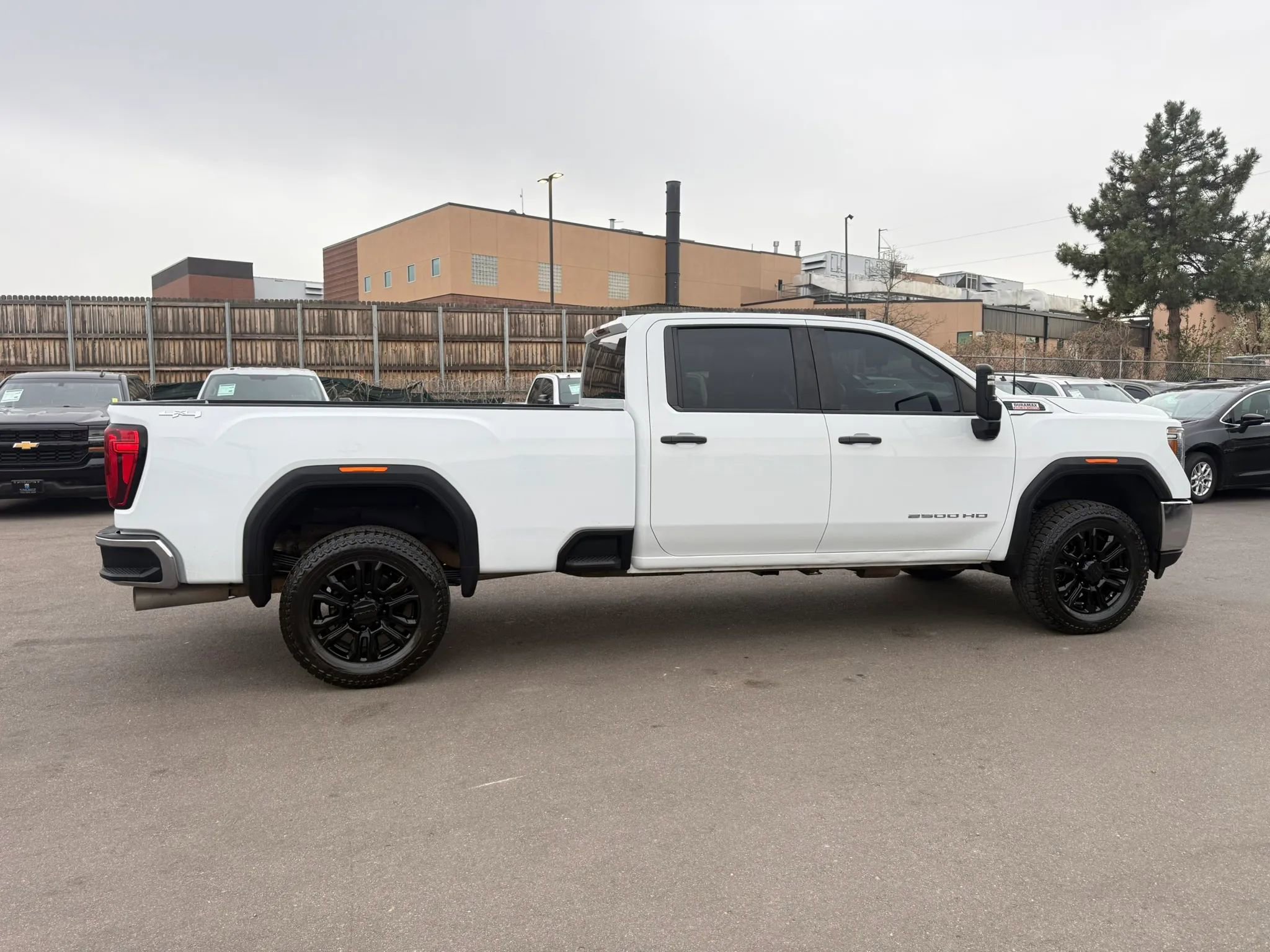 Used 2023 GMC Sierra 2500 Pro w/ Convenience Package image 14
