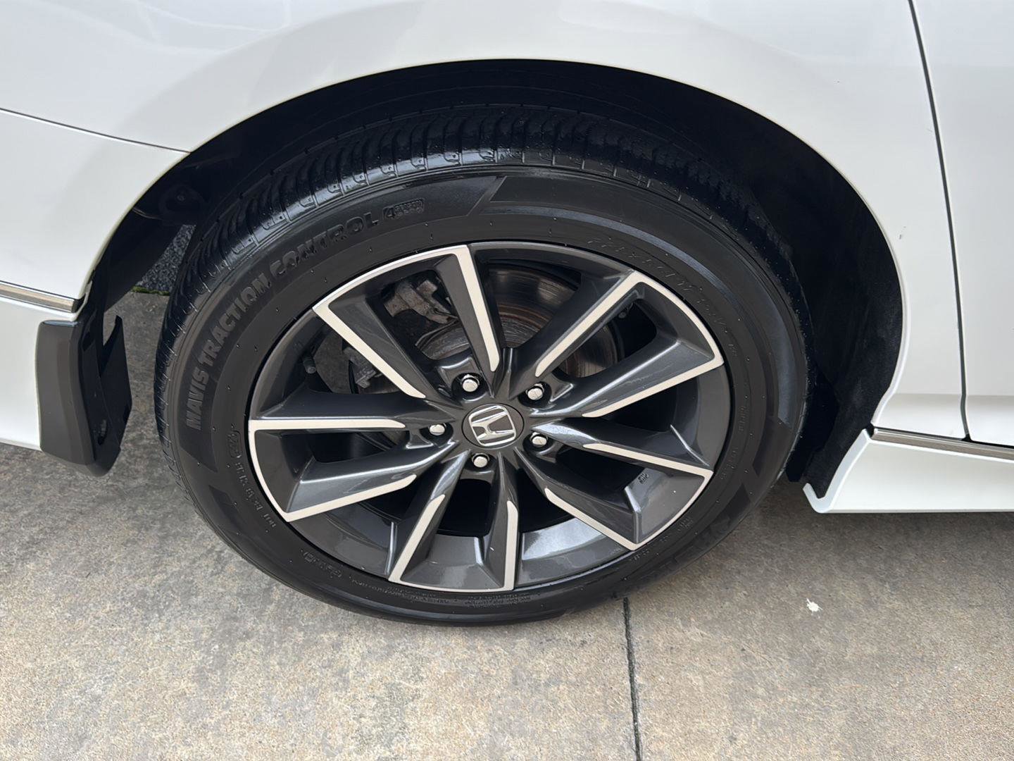 Used 2021 Honda Accord EX-L image 36