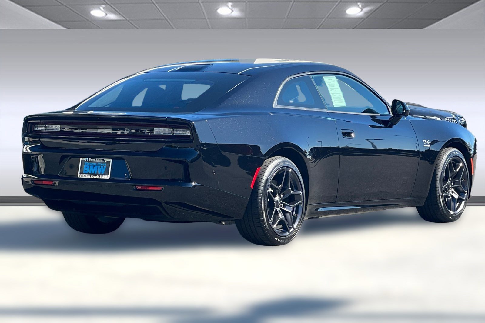 Used 2024 Dodge Charger R/T w/ Plus Group image 8