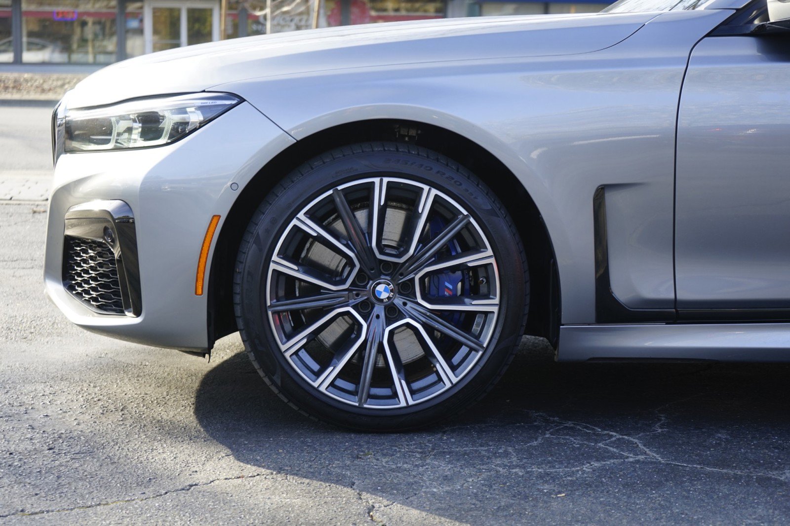 Used 2021 BMW 750i xDrive w/ Executive Package image 12