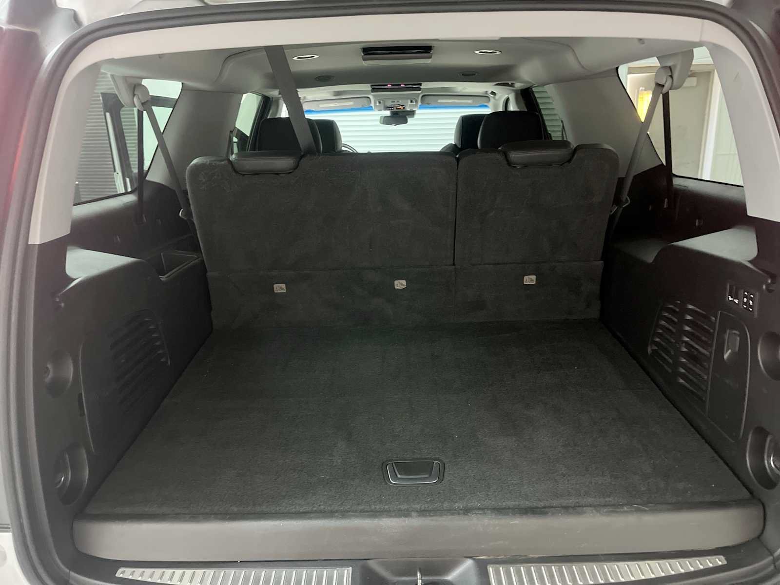 Used 2019 Cadillac Escalade ESV Premium Luxury AWD/4WD image 27