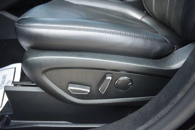 Used 2022 Lincoln Nautilus Reserve FWD image 12