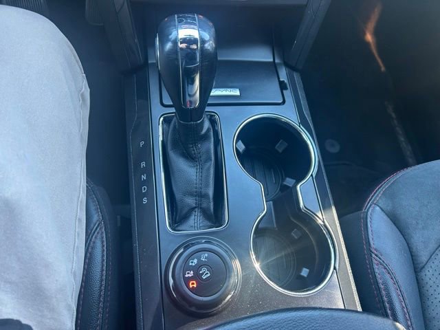 Used 2019 Ford Explorer XLT w/ Equipment Group 202A AWD/4WD image 28