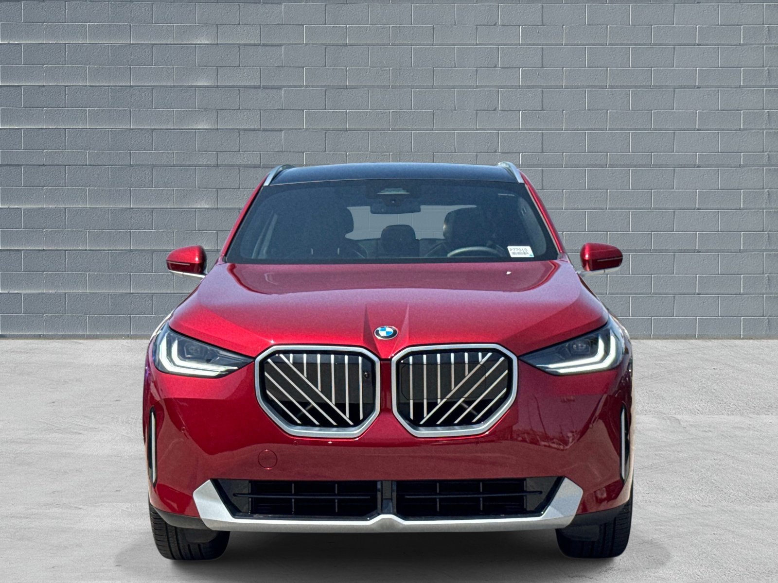 Used 2025 BMW X3 xDrive30i AWD/4WD image 2