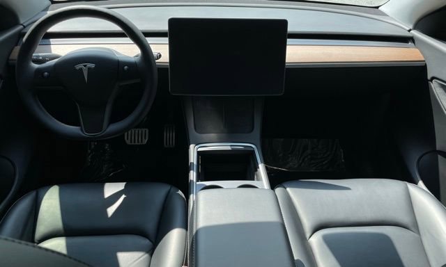Used 2021 Tesla Model Y Performance image 16