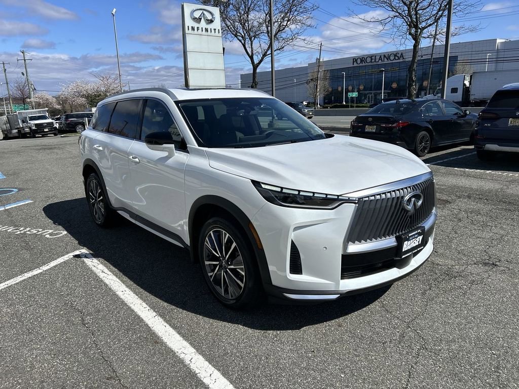 Certified 2026 INFINITI QX60 Luxe w/ Cargo Package AWD/4WD image 2